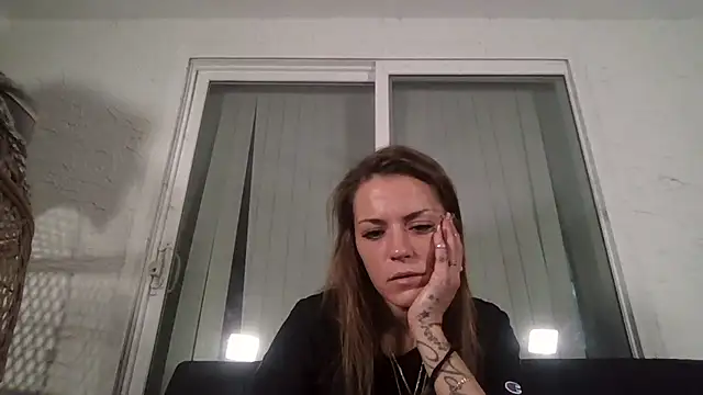 LaylaRainVIP online show from September 16, 2025, 12:33 am