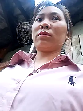 Snapshot of Mpchaola chatting on April 20, 2026, 11:24 am Mpchaola online show from April 20, 2026, 11:24 am