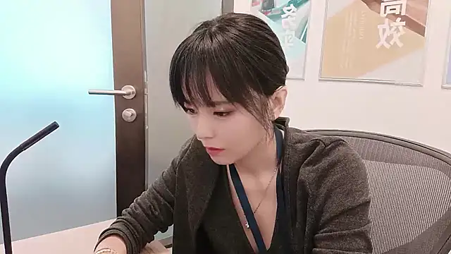 KKMM168 online show from October 13, 2025, 6:46 am