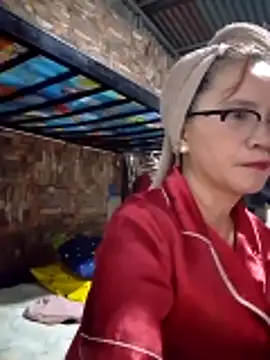 SexyHottMom online show from April 19, 2026, 11:42 am