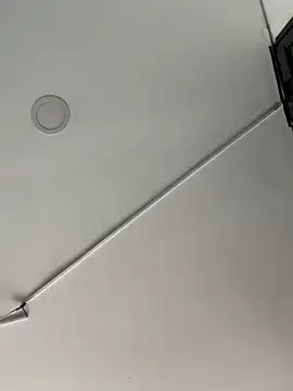 Linda LS online show from February 12, 2026, 6:47 pm