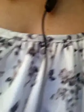 Snapshot of Queen_Nora chatting on June 2, 2026, 5:31 am Queen Nora online show from June 2, 2026, 5:31 am
