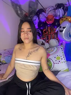 Snapshot of MiaRousexxx_ chatting on October 30, 2025, 12:56 am MiaRousexxx online show from October 30, 2025, 12:56 am