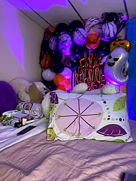 Snapshot of MiaRousexxx_ chatting on October 31, 2025, 1:17 am MiaRousexxx online show from October 31, 2025, 1:17 am