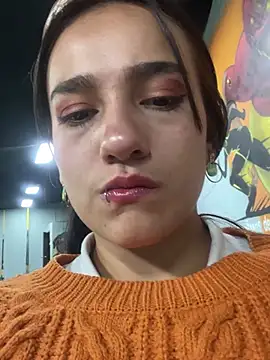 MiaRousexxx  online show from January 14, 2026, 4:40 am