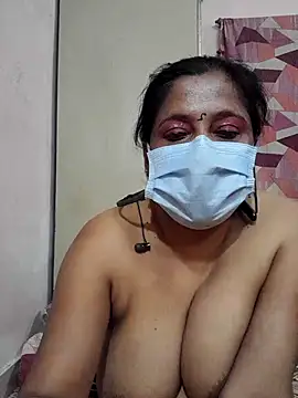 mature mimi online show from February 13, 2026, 7:10 pm