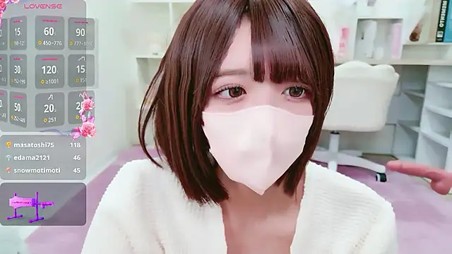 Snapshot of Reina_Fcup chatting on May 11, 2026, 2:45 pm Reina Fcup online show from May 11, 2026, 2:45 pm