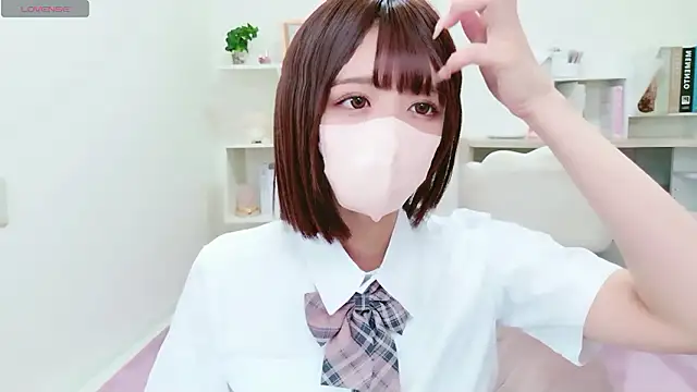 Snapshot of Reina_Fcup chatting on May 18, 2026, 10:32 am Reina Fcup online show from May 18, 2026, 10:32 am