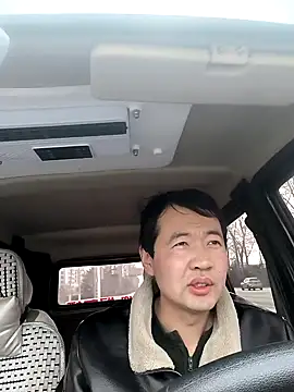 huanhuanaaaaa online show from February 6, 2026, 5:01 am