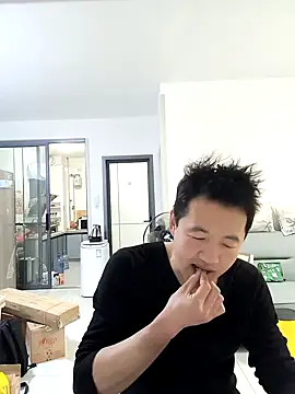 huanhuanaaaaa online show from March 22, 2026, 2:42 pm