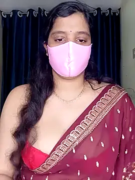 Rose-luckey online show from February 10, 2026, 1:15 pm