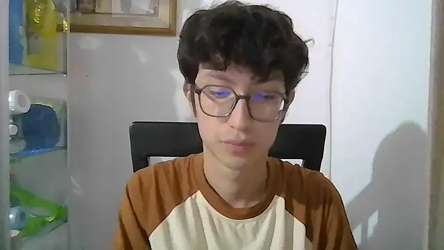 Snapshot of Kevintdx chatting on September 12, 2025, 3:50 am Kevintdx online show from September 12, 2025, 3:50 am