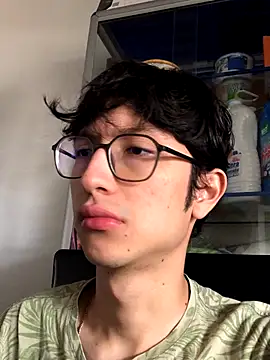 Snapshot of Kevintdx chatting on September 14, 2025, 4:28 pm Kevintdx online show from September 14, 2025, 4:28 pm