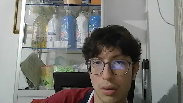 Snapshot of Kevintdx chatting on September 20, 2025, 2:34 am Kevintdx online show from September 20, 2025, 2:34 am