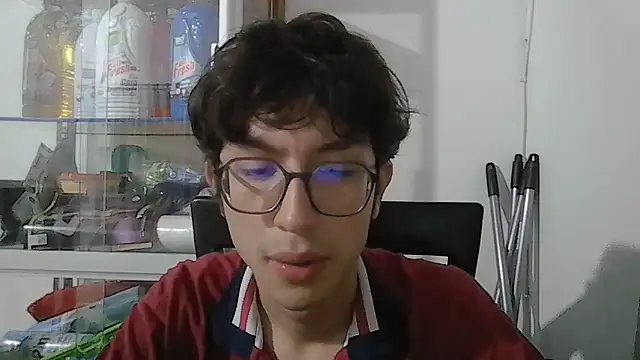 Snapshot of Kevintdx chatting on September 27, 2025, 3:55 am Kevintdx online show from September 27, 2025, 3:55 am