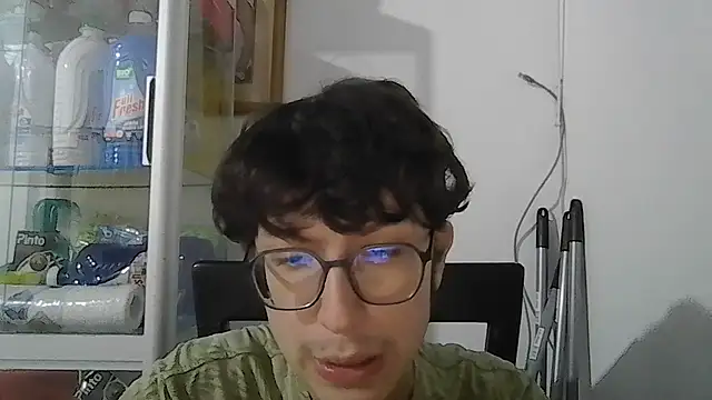 Snapshot of Kevintdx chatting on October 5, 2025, 3:27 am Kevintdx online show from October 5, 2025, 3:27 am