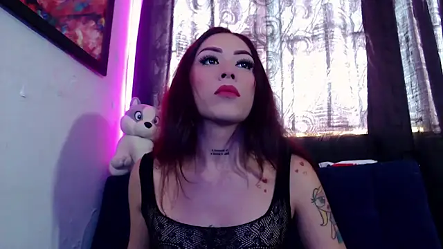 Megan Gil  online show from April 22, 2026, 9:38 pm