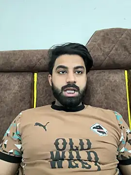 hottestboy03 online show from January 8, 2026, 4:48 am