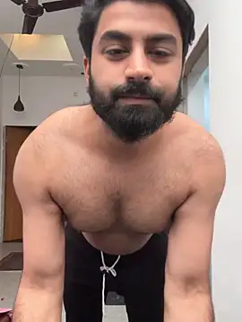 hottestboy03 online show from January 18, 2026, 9:13 am