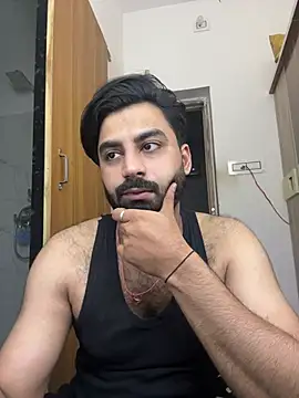 Snapshot of hottestboy03 chatting on August 3, 2026, 10:43 am hottestboy03 online show from August 3, 2026, 10:43 am