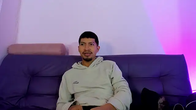 AxelAndJeremy online show from September 9, 2025, 3:28 am