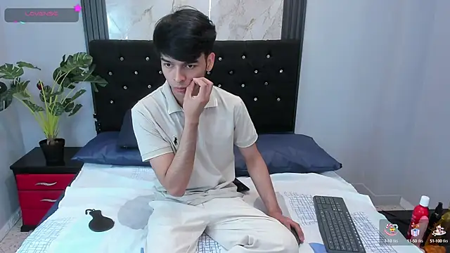 OnlyJos online show from September 14, 2025, 3:00 pm