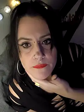 Sosso19squirt online show from October 15, 2025, 11:05 pm