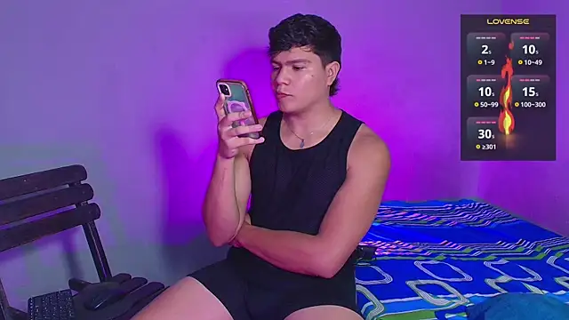 Snapshot of Alejandro_Vt chatting on January 10, 2026, 5:53 am Alejandro Vt online show from January 10, 2026, 5:53 am