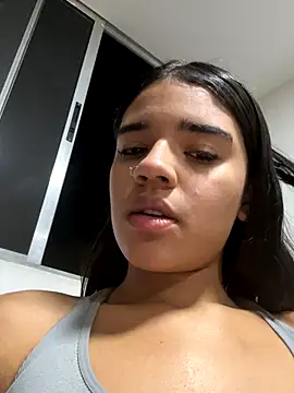 Miagomezx online show from November 3, 2025, 12:02 am