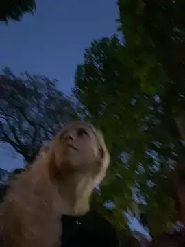 Bruna551 online show from October 6, 2025, 9:12 pm