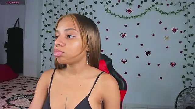 yumi hanna online show from April 18, 2026, 4:38 am