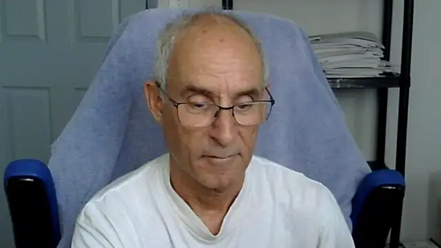 funone1999 online show from September 28, 2025, 5:07 pm