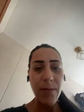 lucioliveira online show from February 21, 2026, 1:23 pm