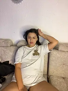 lunita sweet5 online show from October 18, 2025, 5:21 am