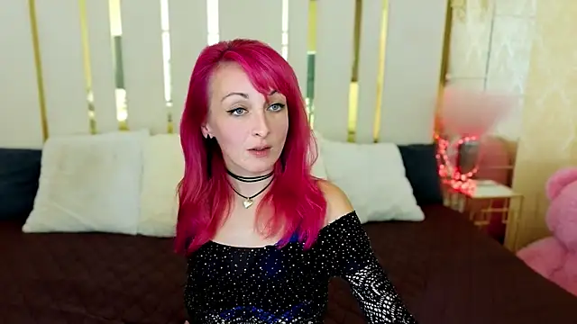 BrandyBloom online show from October 12, 2025, 7:35 pm