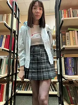 BallerinaCappuccino  online show from December 16, 2025, 7:57 am