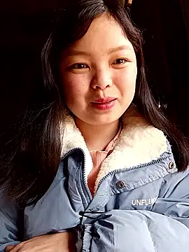 XoiXoi232 online show from January 17, 2026, 2:05 am