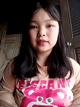 XoiXoi232 online show from February 15, 2026, 10:03 am