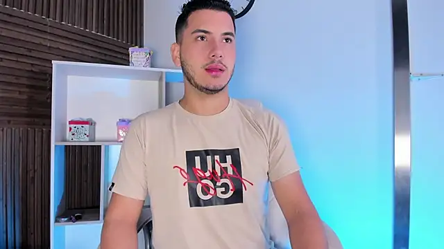 Axel grey  online show from October 23, 2025, 12:15 pm