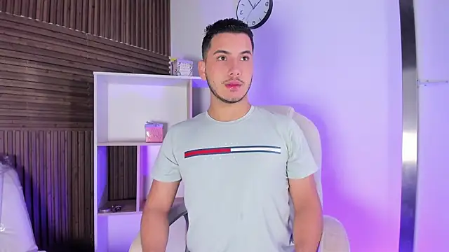 Axel grey  online show from October 25, 2025, 12:13 pm