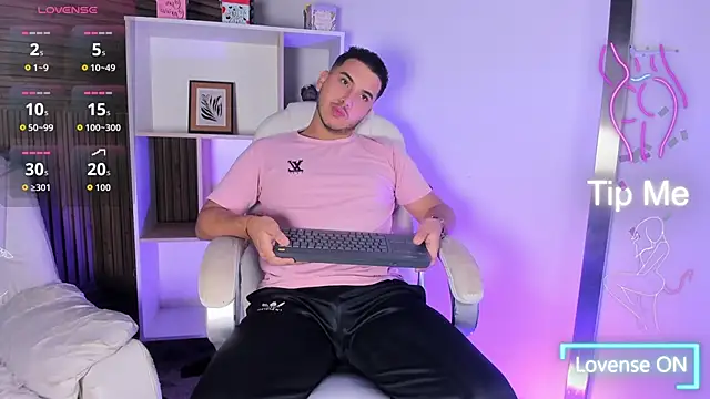 Axel grey  online show from November 16, 2025, 11:38 am