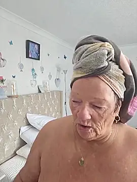 Angeldelightt online show from September 18, 2025, 9:11 am