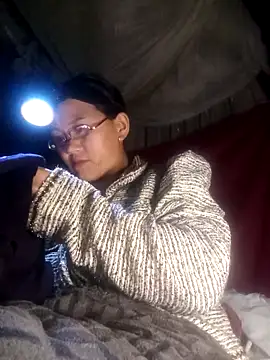 MaiHoa69 online show from March 13, 2026, 1:29 pm