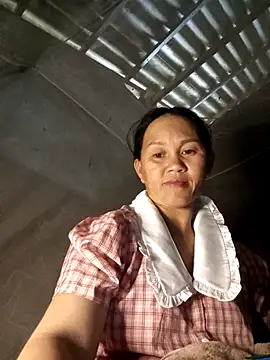 MaiHoa69 online show from April 18, 2026, 5:44 am