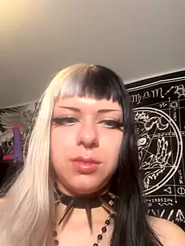 Paige Turner online show from September 19, 2025, 4:40 pm