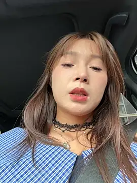 xiaoqiao ss online show from October 13, 2025, 2:33 am