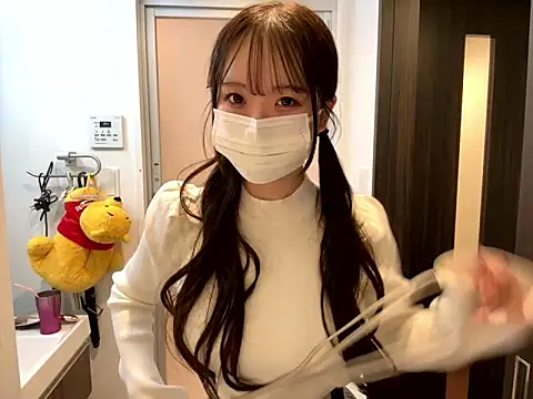 nano-da-u online show from October 29, 2025, 6:42 pm