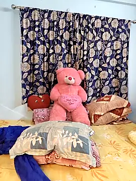 Snapshot of Cute-lusi chatting on November 13, 2025, 7:02 pm Cute-lusi online show from November 13, 2025, 7:02 pm