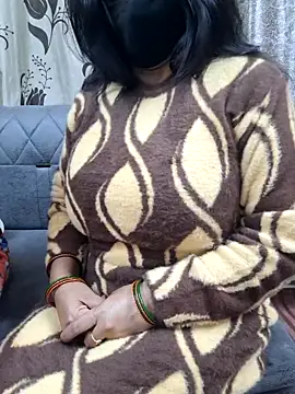 Delhi Couple BlowjobFuck online show from December 4, 2025, 4:48 pm