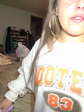 JuicyExxxperience online show from September 30, 2025, 12:54 pm